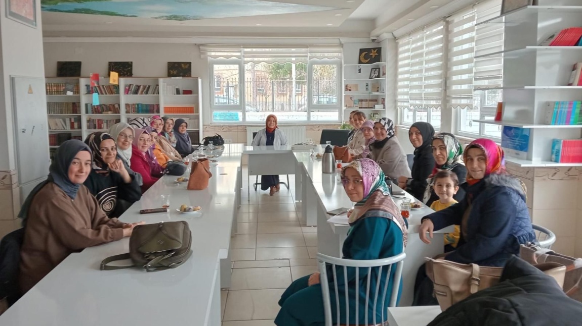 “Kariyer buluşmaları Mesleğimde 1 Gün” Buluşmaları 